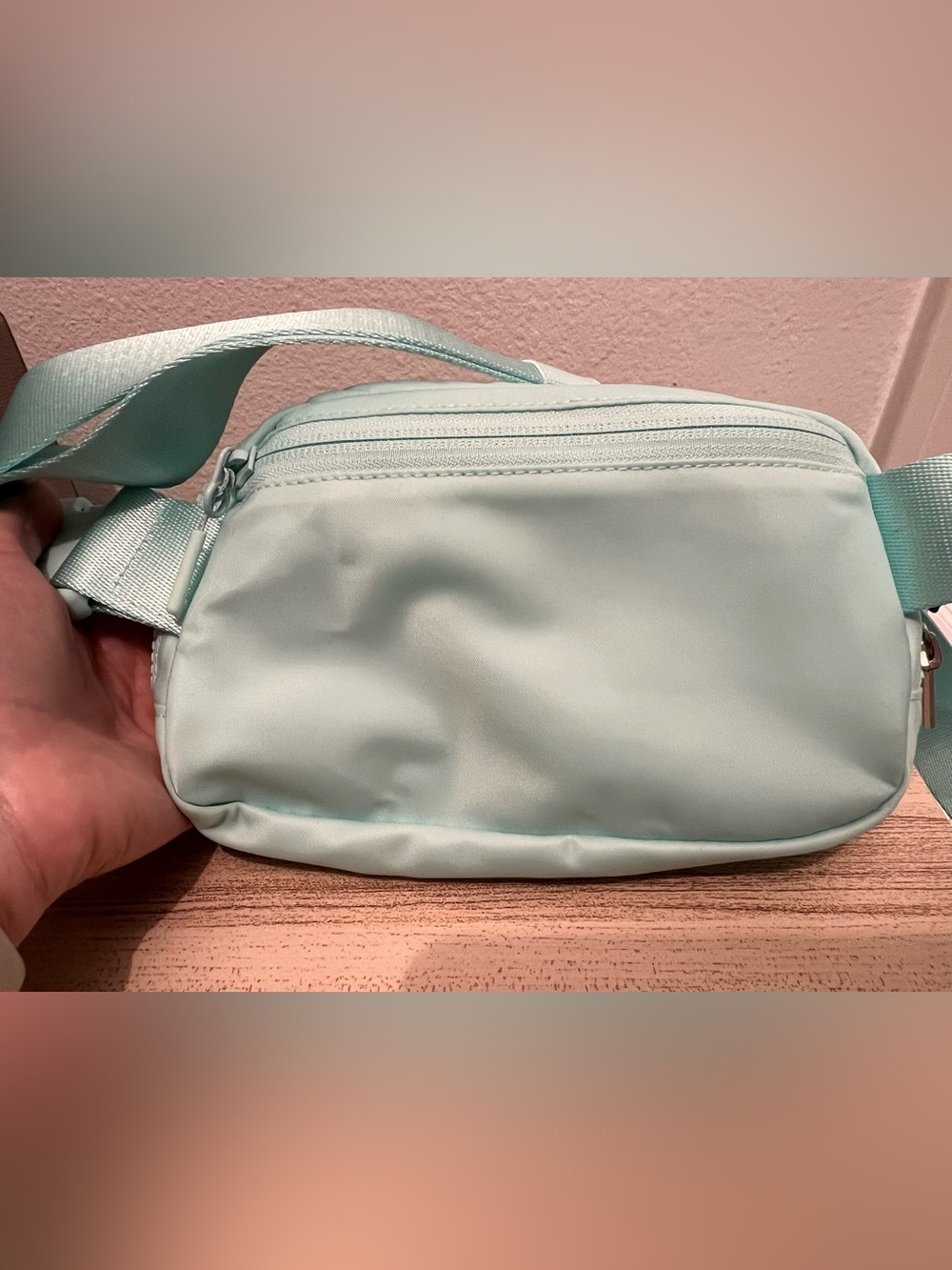 Lululemon Everywhere Belt Bag 1L - Picture 2 of 4